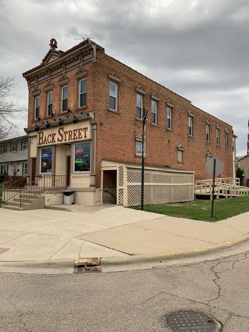 back-959 9th St, La Salle, IL, 61301-1911 | Card Image