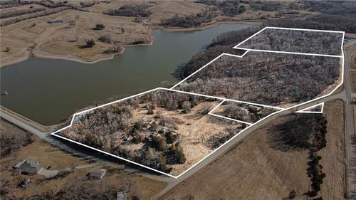 53930 3rd St, Milan, MO, 63556-2404 | Card Image