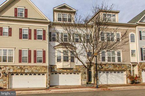 5112 Knapp Pl, ALEXANDRIA, VA, 22304-8637 | Card Image