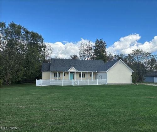 6047 Tallmadge Rd, Rootstown, OH, 44272-9574 | Card Image