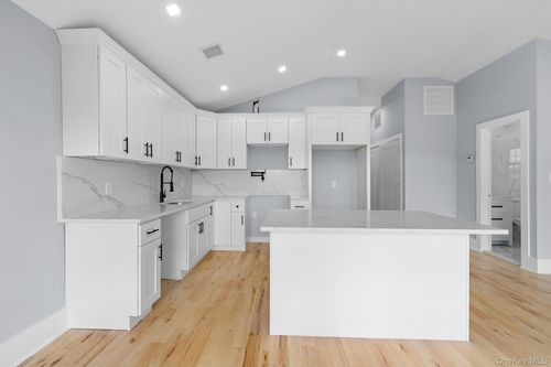 24149 148th Dr, Rosedale, NY, 11422-3234 | Card Image