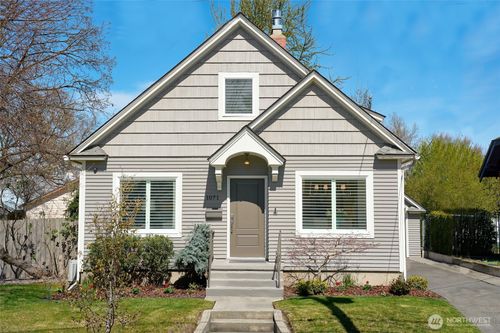 1071 Boyer Ave, Walla Walla, WA, 99362-2315 | Card Image