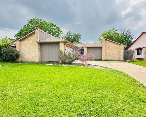 2115 Barrington Place Drive, Sugar Land, TX, 77478 | Card Image