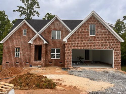 7629 Monty Dr, Kernersville, NC, 27284-5004 | Card Image