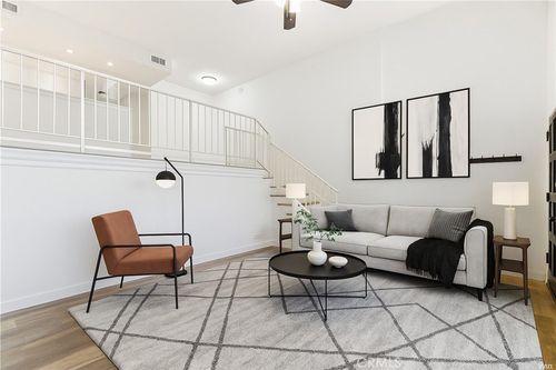 51-23401 Park Sorrento, Calabasas, CA, 91302 | Card Image