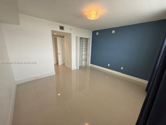 1710 - 3232 Sw 22 Nd Ter, Condo with 2 bedrooms, 2 bathrooms and null parking in Miami FL | Image 12