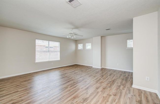 3410 Walden Creek Ln, House other with 3 bedrooms, 3 bathrooms and 2 parking in Pearland TX | Image 28