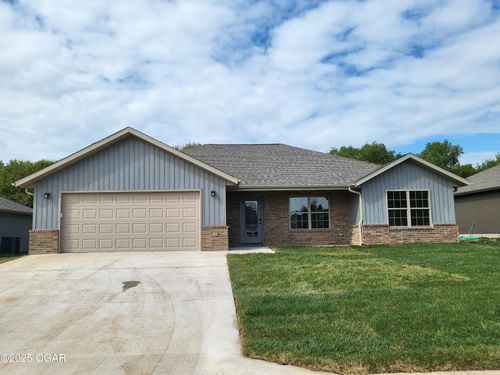 1618 Ridgemont Ave, Monett, MO, 65708-4212 | Card Image