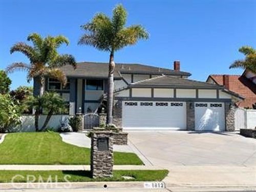 1812 Island, Fullerton, CA, 92833 | Card Image