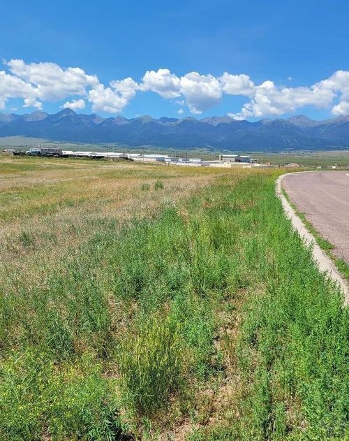 70 Mineral Rd, Westcliffe, CO, 81252-7308 | Card Image