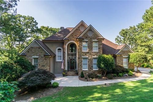 2819 Point Overlook, Gainesville, GA, 30501-1253 | Card Image