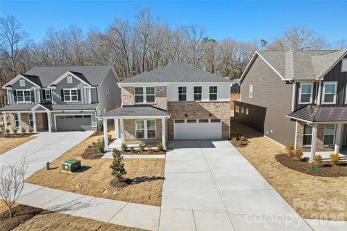 1015 Wt Ferguson Dr, Matthews, NC, 28104-7811 | Card Image