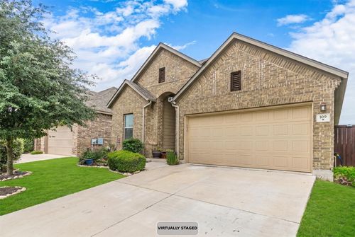 109 Tulip Garden Trl, San Marcos, TX, 78666-3492 | Card Image
