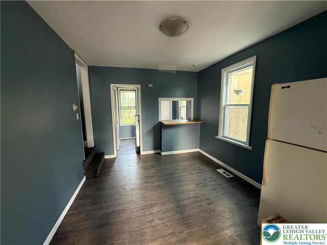 428 N Limestone St, Townhouse with 2 bedrooms, 1 bathrooms and null parking in Allentown PA | Image 4