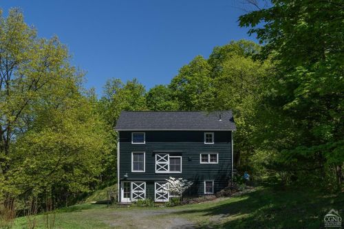 190 Main St, Germantown, NY, 12526-5354 | Card Image