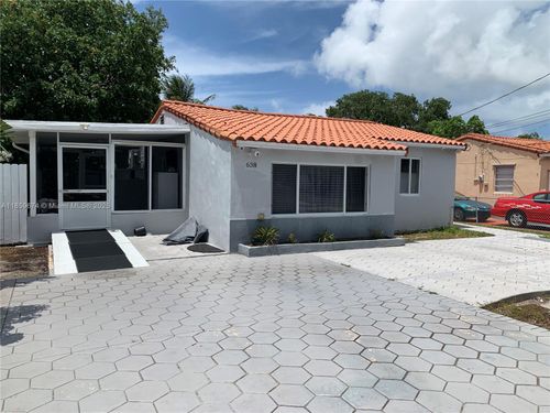 0-638 Sw 10th St, Hallandale Beach, FL, 33009-6945 | Card Image