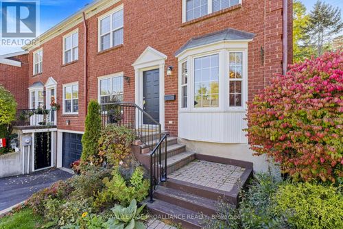 35 Country Club Pl, Brockville, ON, K6V6T6 | Card Image