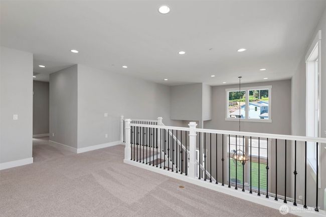 9501 38 Th St E, House other with 5 bedrooms, 4 bathrooms and 2 parking in Edgewood WA | Image 10