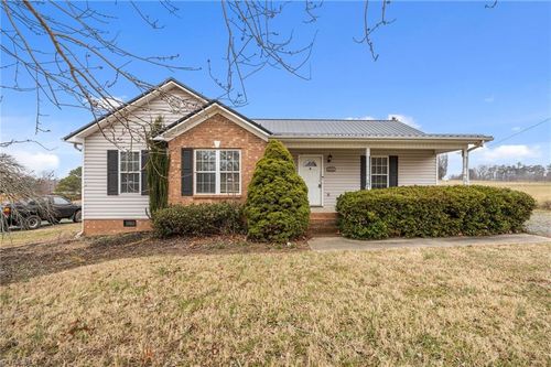 1502 Gibbs Road, Reidsville, NC, 27320 | Card Image