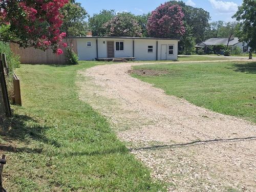 32 Pueblo Dr, Gordonville, TX, 76245-5308 | Card Image