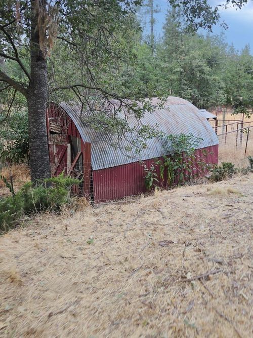 9751 Ernst Rd, Coulterville, CA, 95311-9538 | Card Image