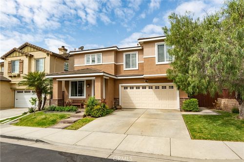 2421 Avis Ct, Signal Hill, CA, 90755-4055 | Card Image