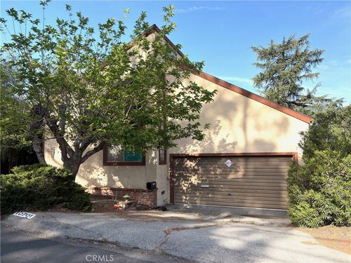10701 Commerce, Tujunga, CA, 91042 | Card Image