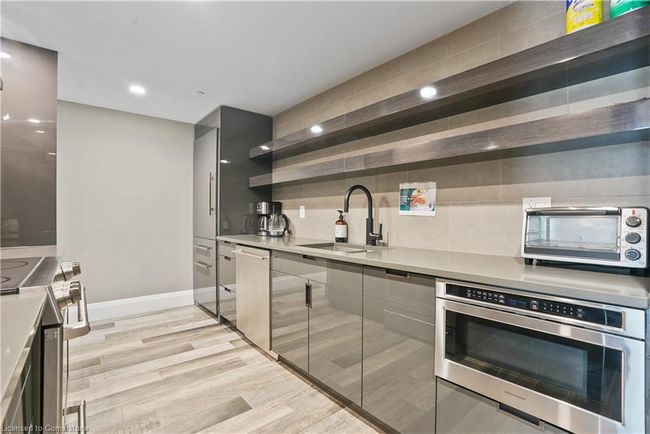 212 - 73 Arthur St S, House attached with 1 bedrooms, 1 bathrooms and 1 parking in Guelph ON | Image 32