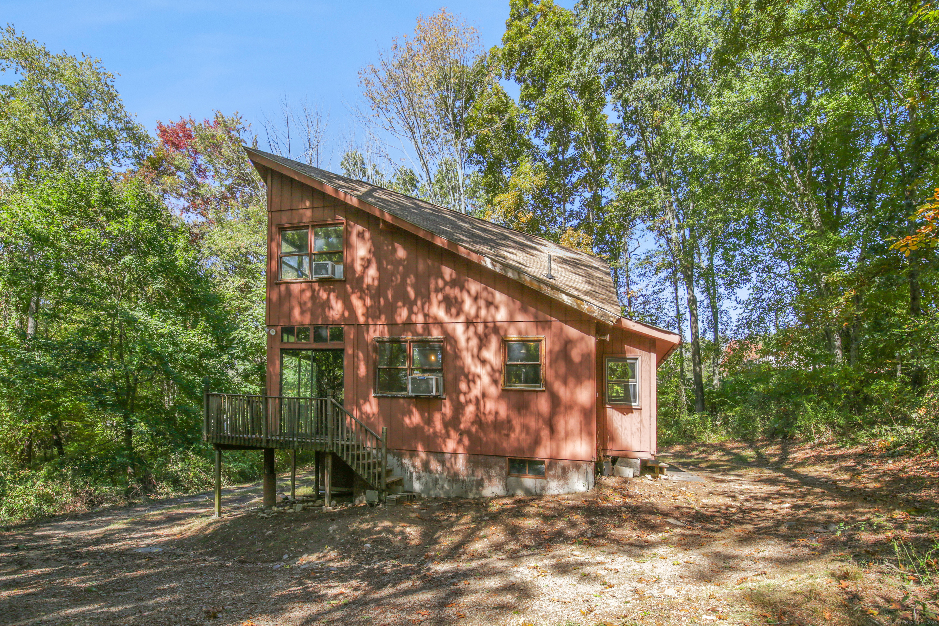 Mountain View Rd, East Lyme, CT 06333
