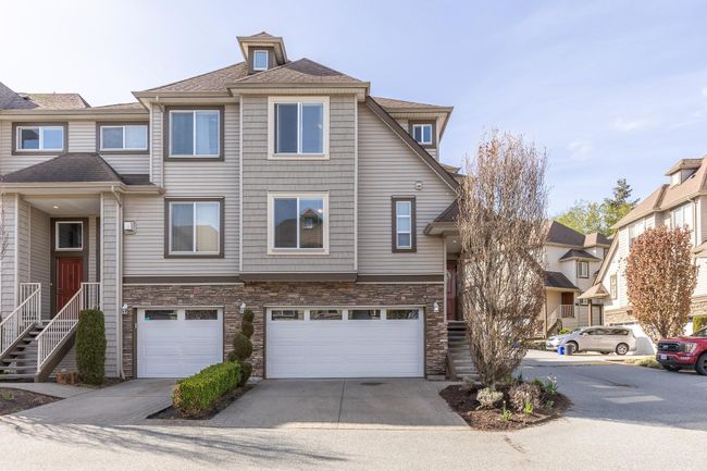 27 - 46778 Hudson Road, Townhouse with 5 bedrooms, 2 bathrooms and 4 parking in Chilliwack BC | Image 1