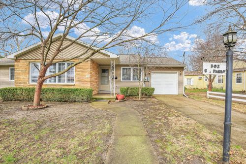 502 S Parke St, Tuscola, IL, 61953-1858 | Card Image