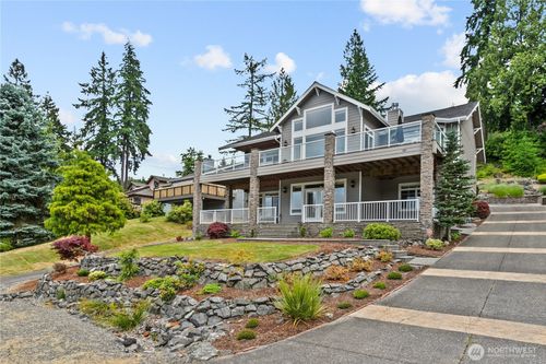 60 Marigold Dr, Bellingham, WA, 98229-2747 | Card Image