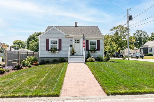 567 Buffinton St, Somerset, MA, 02726-4537 | Card Image