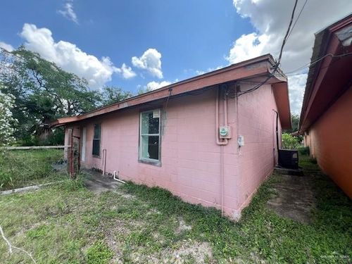 8002 N Expressway 281, Edinburg, TX, 78542-3586 | Card Image