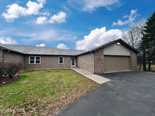 330 Villa Dr, Seymour, TN, 37865-5966 | Card Image