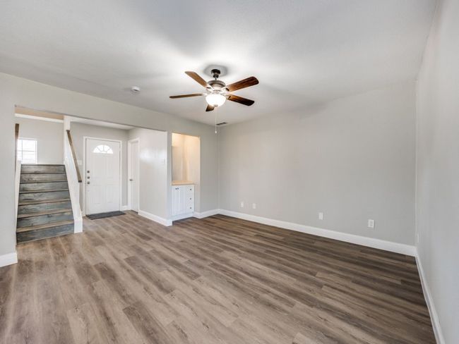 2623 Summertree Dr, House other with 3 bedrooms, 3 bathrooms and null parking in Carrollton TX | Image 19