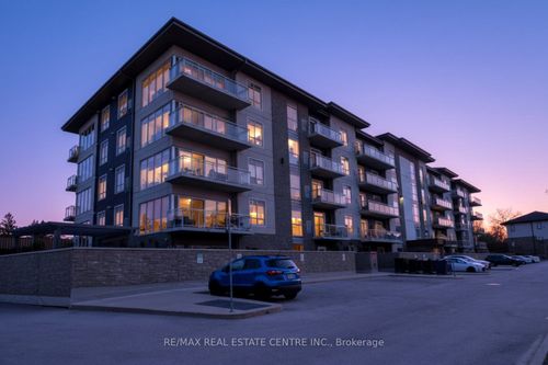 111-16 Markle Cres, Ancaster, ON, L9G0H4 | Card Image