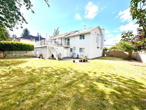 15292 94 Ave, Surrey, BC, V3R1E3 | Card Image