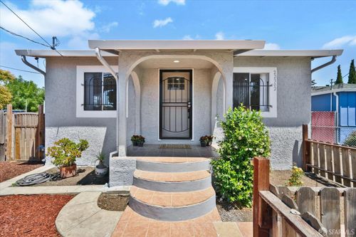 22302 Western Blvd, Hayward, CA, 94541-3948 | Card Image