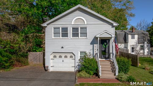 18 Atwood St, Plainville, CT, 06062-3103 | Card Image