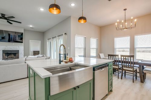 920 Kite Rd, Mineral Wells, TX, 76067-2183 | Card Image