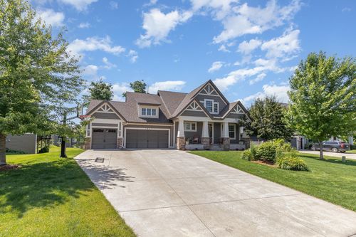 1621 Dutch Lake Dr, Minnetrista, MN, 55364-7511 | Card Image