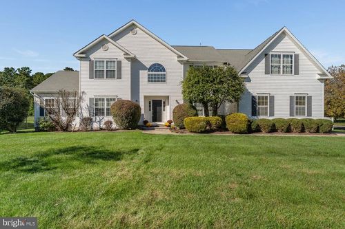 8 Duchess Dr, MONROE TWP, NJ, 08831-2171 | Card Image