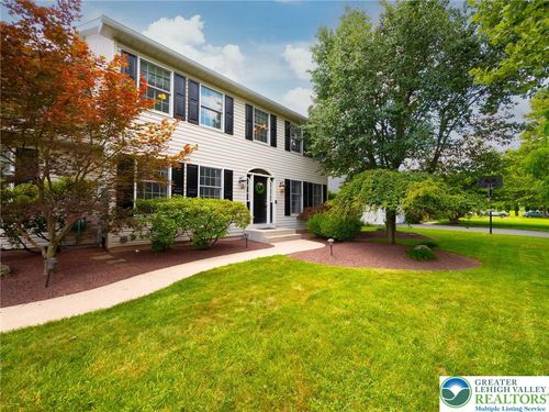6174 Domarray St, Coopersburg, PA, 18036-9464 | Card Image
