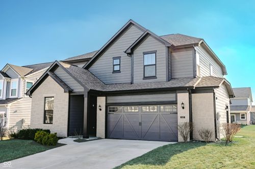 5421 Noble Crossing Pkwy W, Noblesville, IN, 46062-7069 | Card Image