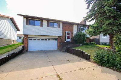 87 Carpenter St, House detached with 4 bedrooms, 2 bathrooms and 4 parking in Red Deer AB | Image 1