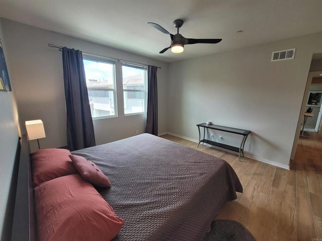 UNIT-2 - 2072 Tango Loop, Condo with 4 bedrooms, 3 bathrooms and 2 parking in Chula Vista CA | Image 16