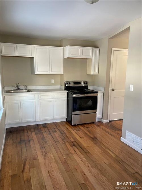 45 Walnut Rd, Rocky Hill, CT, 06067-3742 | Card Image