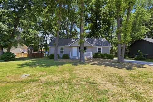 221 Bob White Dr, Clarksville, TN, 37042-7303 | Card Image