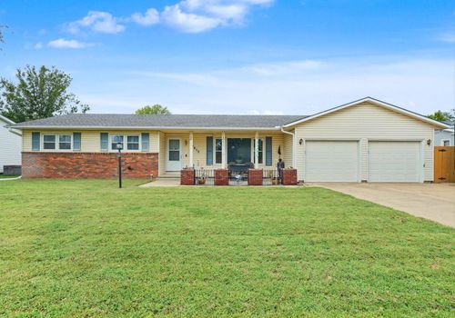 2612 Bret Ave, Salina, KS, 67401-7705 | Card Image